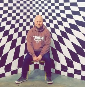 Meet your Posher, Lucas